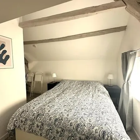 Appartement Champenoise 5, - France *