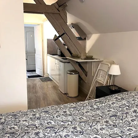 Champenoise 5, - France * Troyes